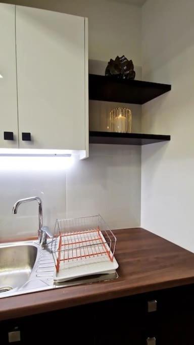 Faronita - Luxury Apt In The Heart Of Kalamata Exterior photo